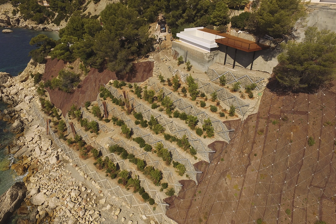 estabilización ladera vivienda de lujo grupo gradual 3